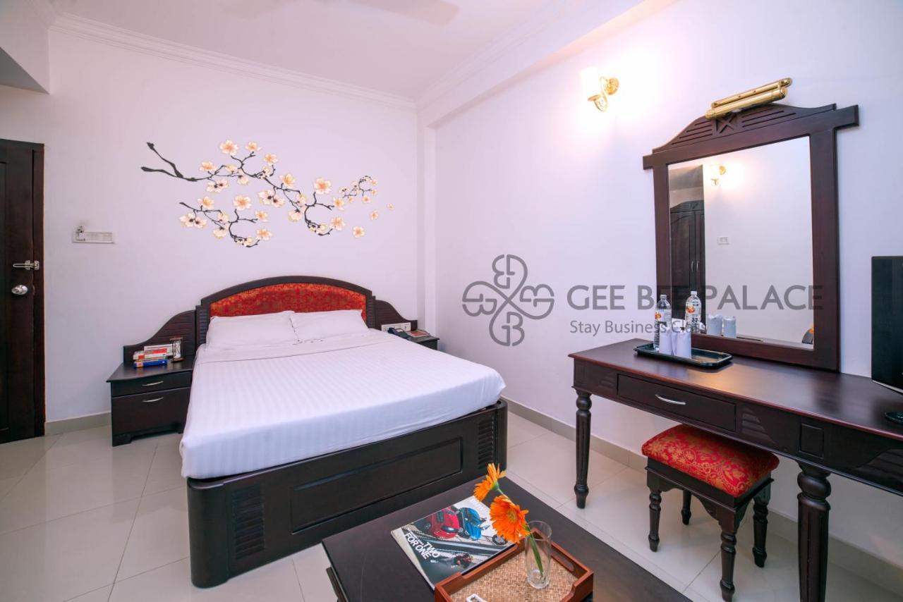 Gee Bee Palace Angamali Kültér fotó